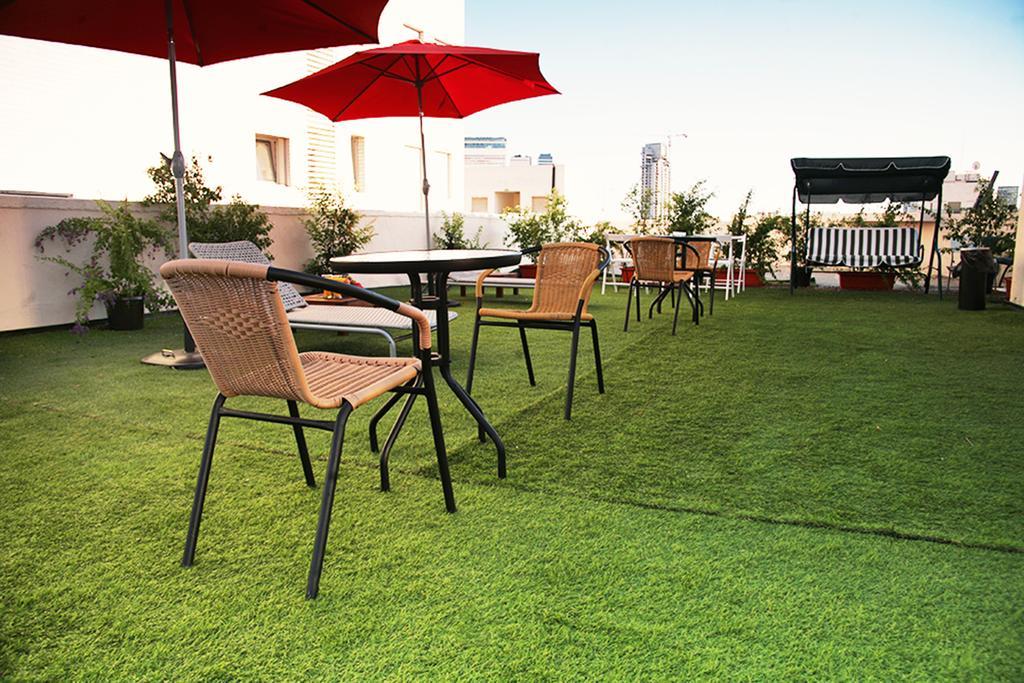 Lenis Hotel Tel Aviv Bagian luar foto