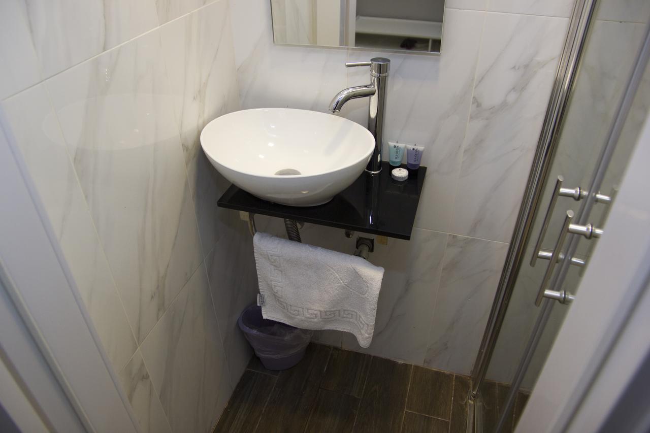 Lenis Hotel Tel Aviv Bagian luar foto
