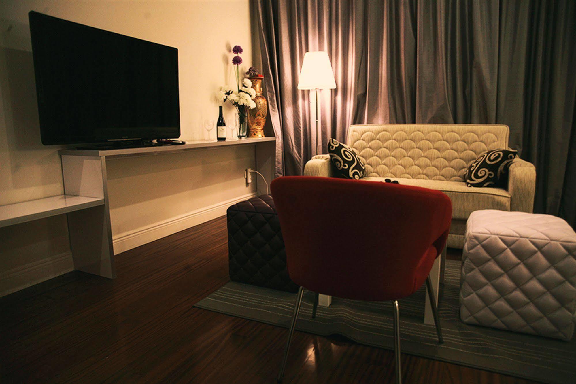 Lenis Hotel Tel Aviv Bagian luar foto
