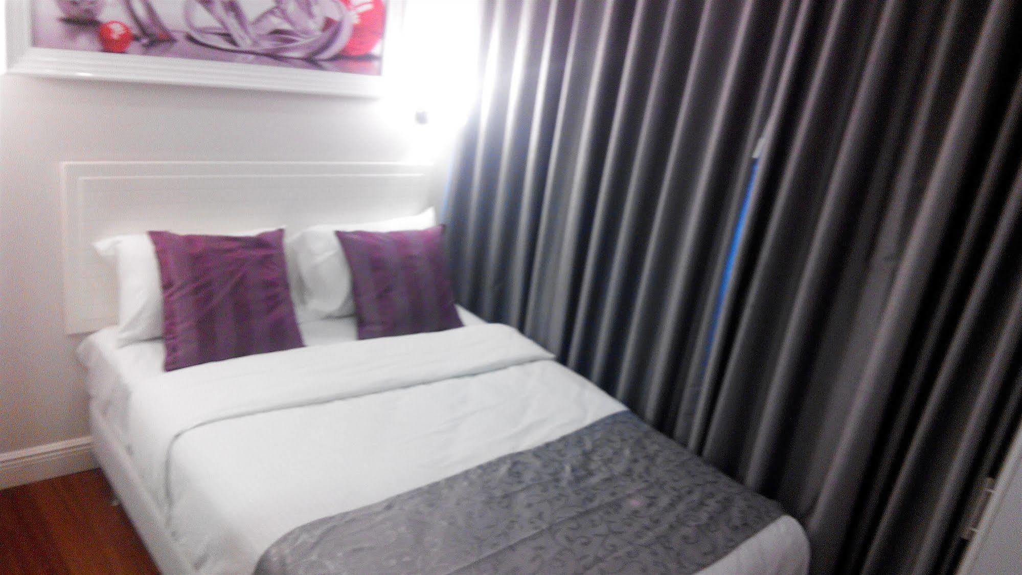 Lenis Hotel Tel Aviv Bagian luar foto